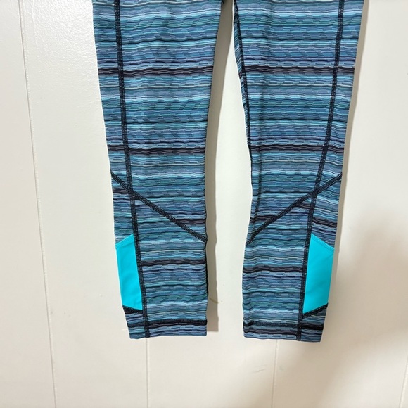 Lululemon Pace Rival Space Dye Twist Cropped Blue Leggins Size 4 - Picture 4 of 10